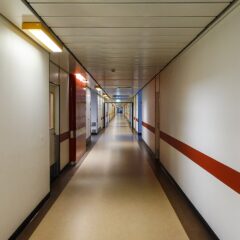 Erro médico: como identificar, reunir provas e onde denunciar